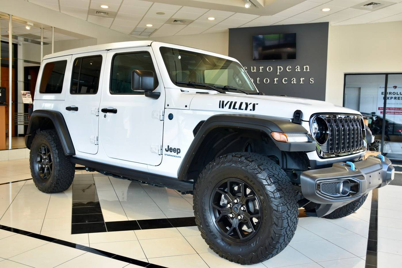 2024 Jeep Wrangler Willys — SUV — 13,223 mi — Middletown, CT
