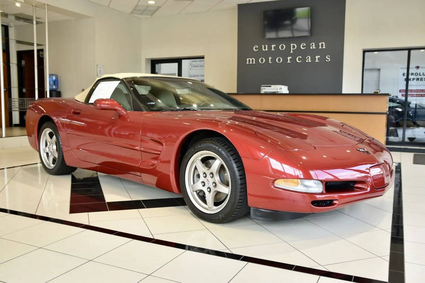 2004 Chevrolet Corvette