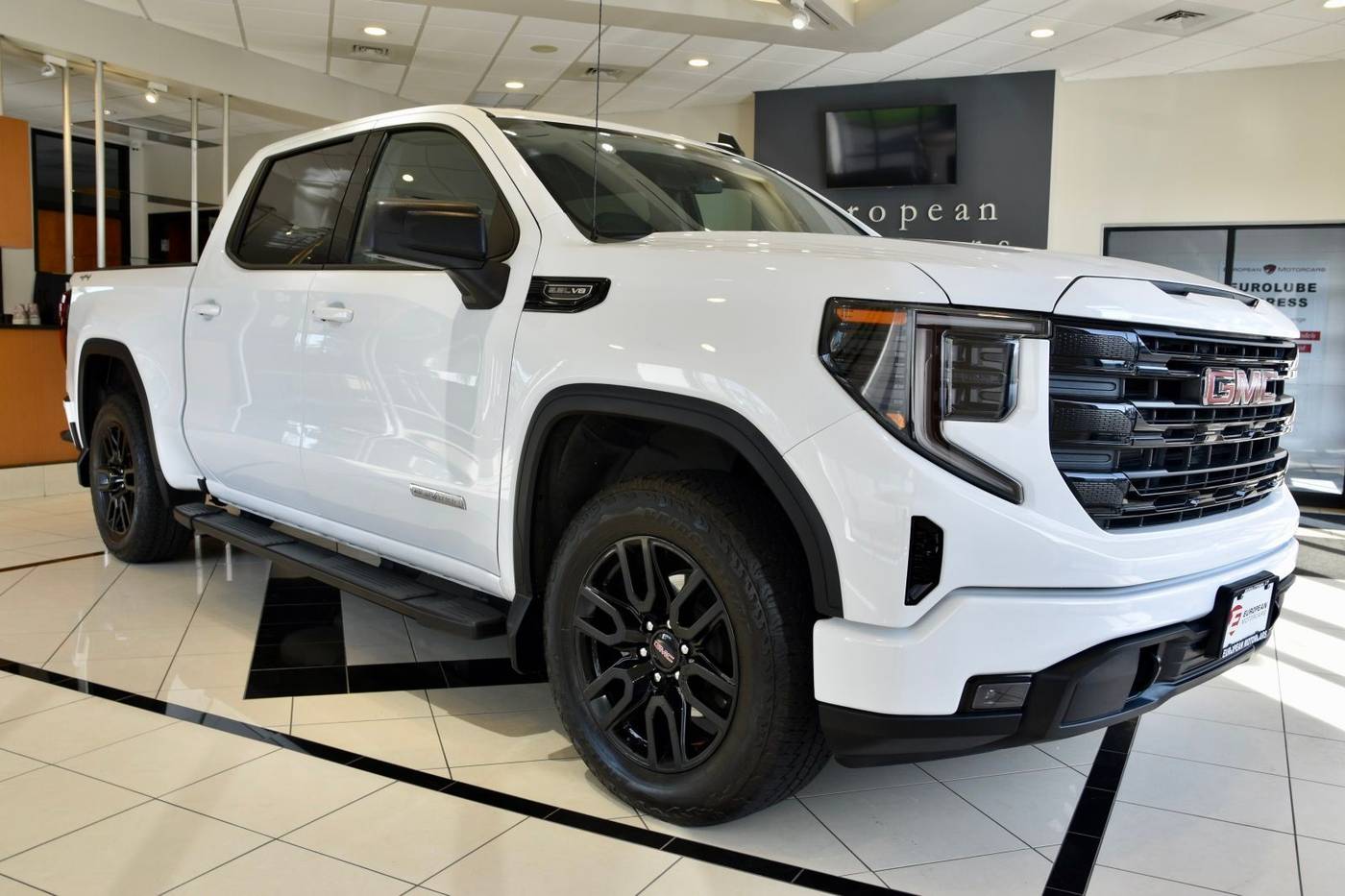 2023 GMC Sierra 1500 Elevation — Pickup Truck — 32,047 mi — Middletown, CT