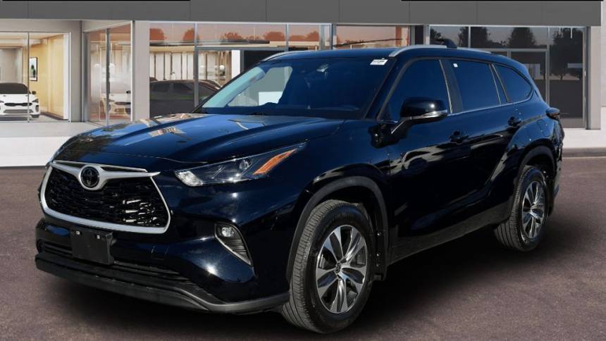 2023 Toyota Highlander XLE — SUV — 19,438 mi — Long Island City, NY