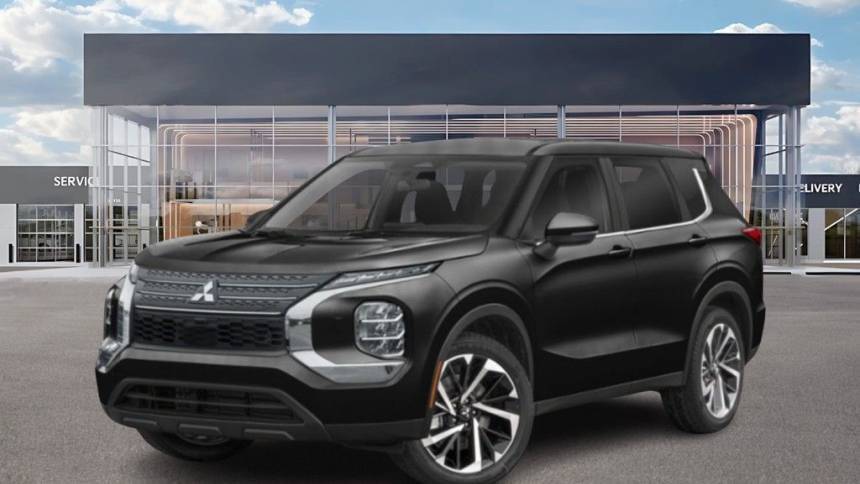 2022 Mitsubishi Outlander ES — SUV — 31,233 mi — Long Island City, NY