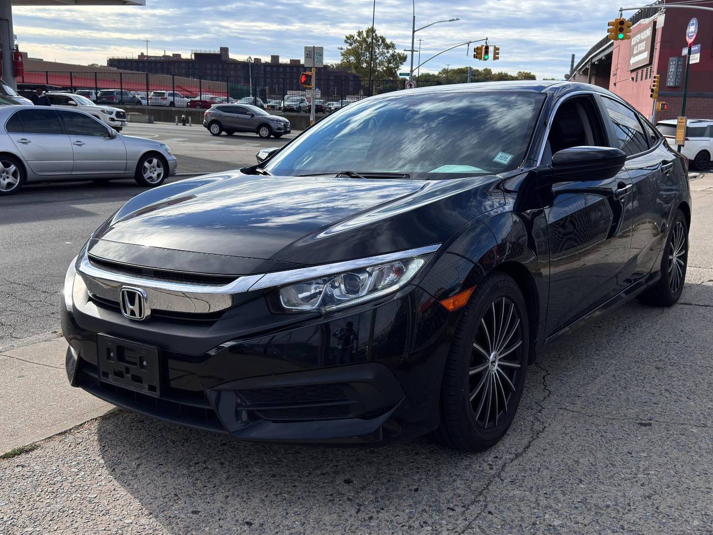 2018 Honda Civic LX — Sedan — 54,289 mi — Long Island City, NY