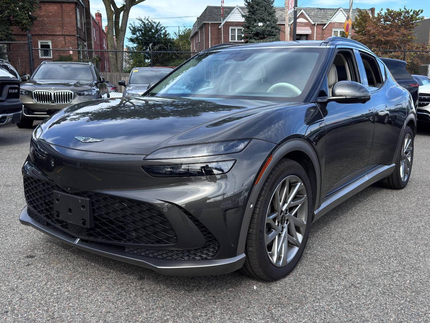 2024 Genesis GV60 Advanced — SUV — 4,711 mi — Long Island City, NY