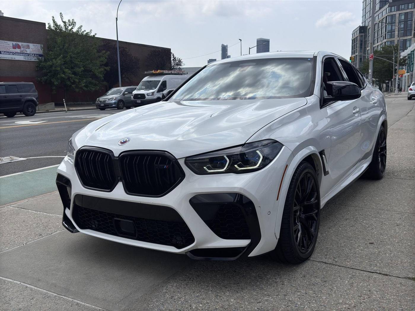 2022 BMW X6 M Standard — SUV — 40,640 mi — Long Island City, NY
