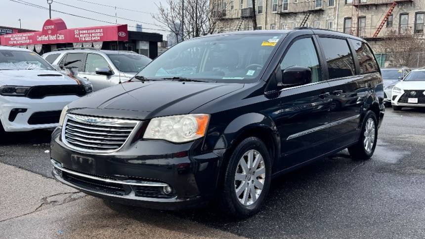 2013 Chrysler Town & Country Touring — Minivan — 67,092 mi — Long Island City, NY