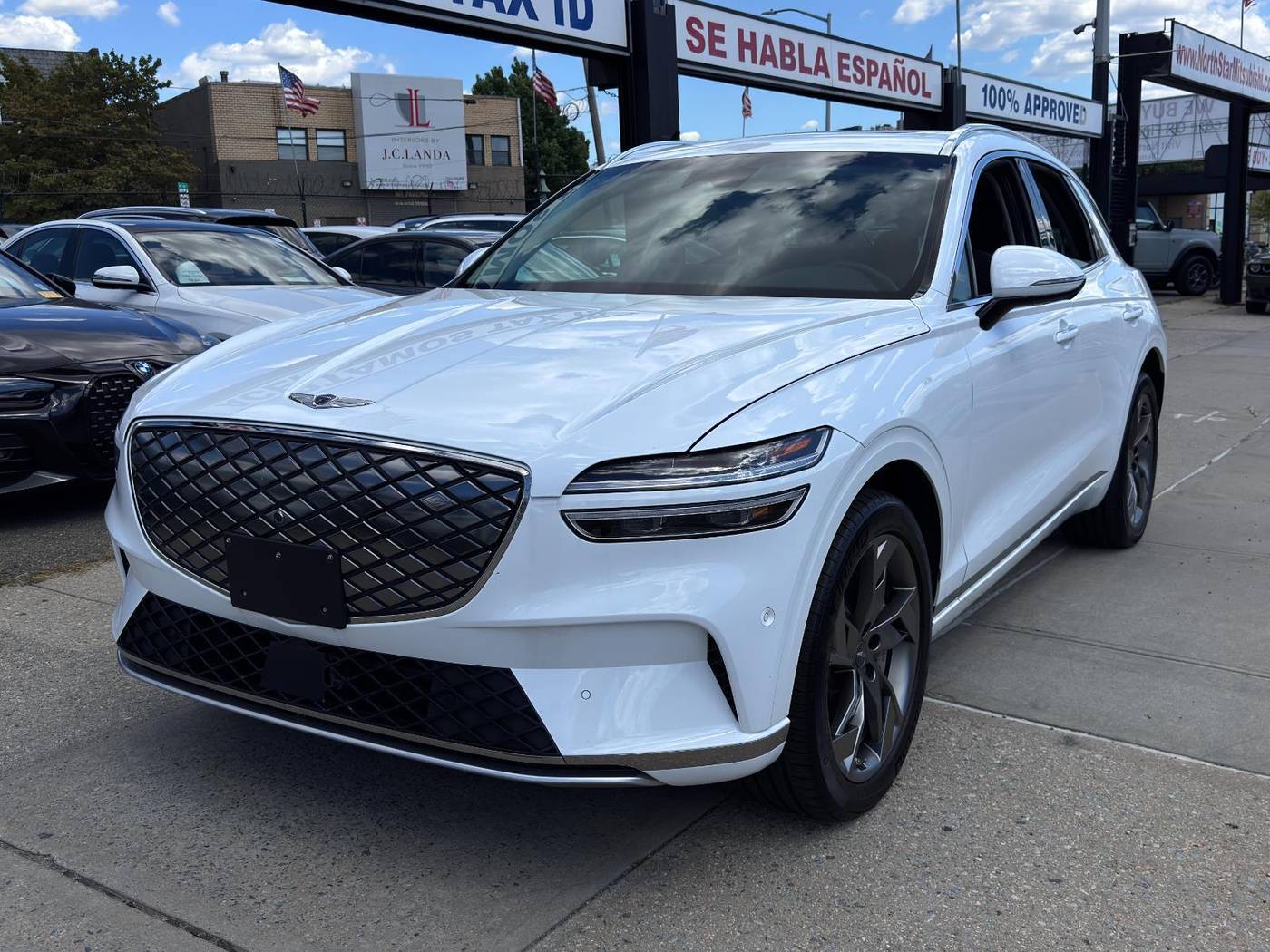 2024 Genesis Electrified GV70 Advanced — SUV — 13,950 mi — Long Island City, NY