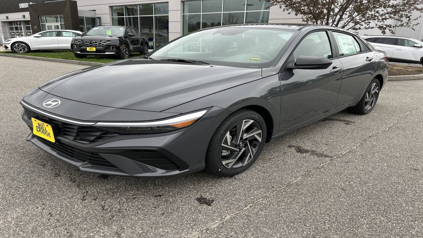 2025 Hyundai Elantra SEL Sport — Sedan — 5 mi — Brunswick, ME