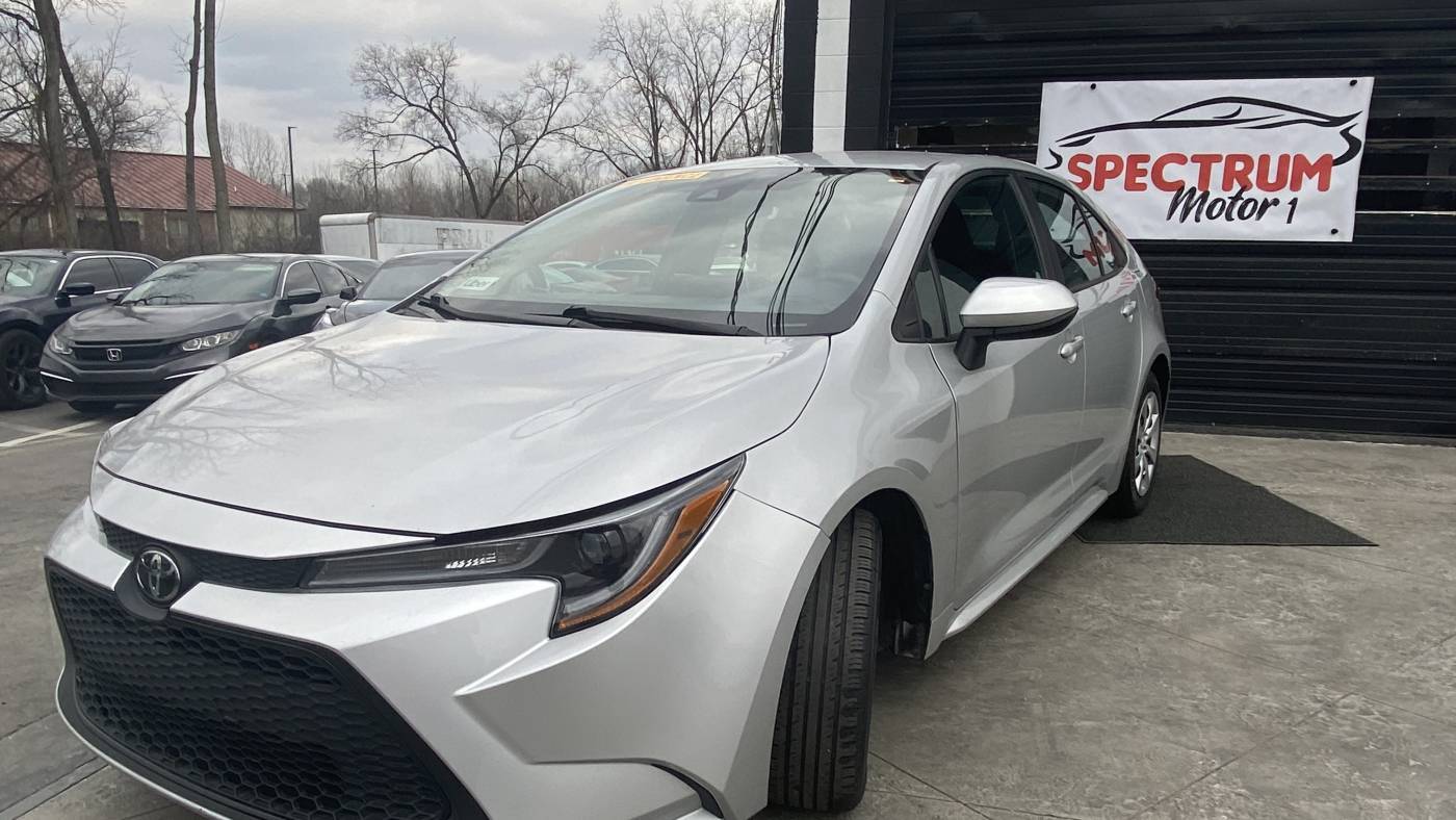 2021 Toyota Corolla LE — Sedan — 50,000 mi — Columbus, OH