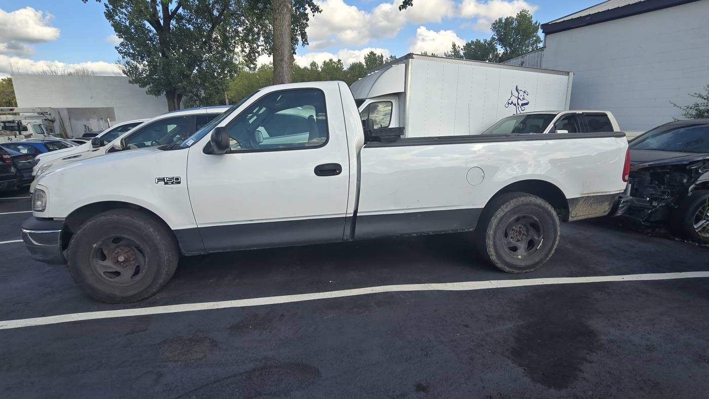 2004 Ford F-150 Heritage XL — Pickup Truck — 138,000 mi — Columbus, OH