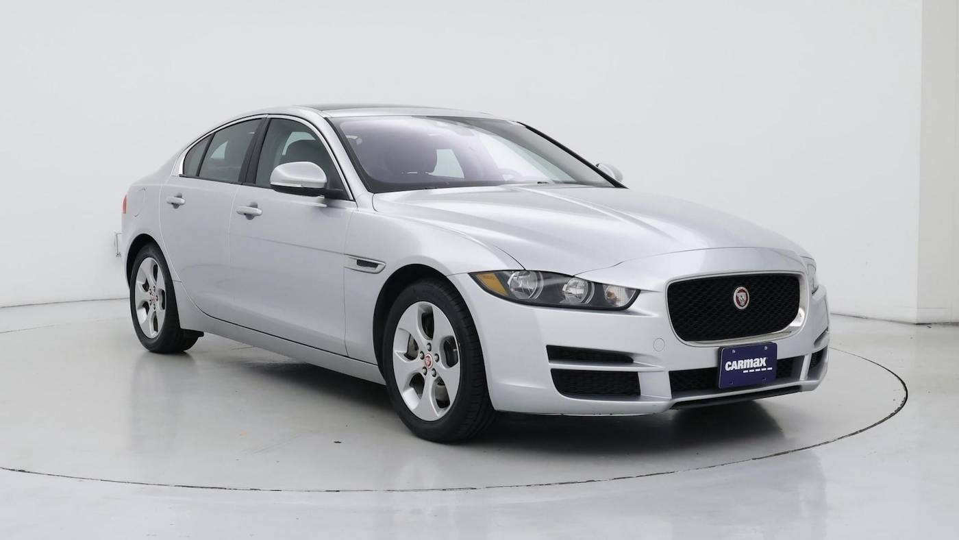 2017 Jaguar XE