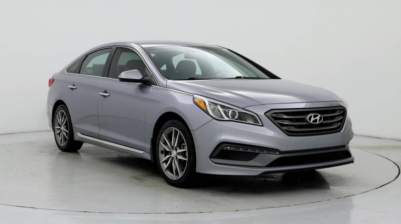 2015 Hyundai Sonata Sport 2.0T — Sedan — 70,862 mi — Daytona Beach, FL