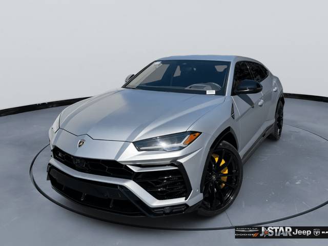 2022 Lamborghini Urus Standard