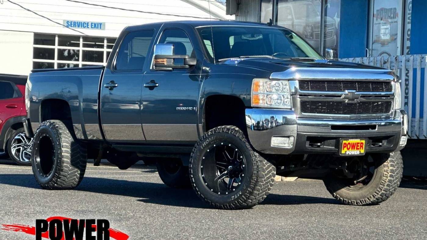 2008 Chevrolet Silverado 2500HD WT — Pickup Truck — 111,969 mi — Newport, OR
