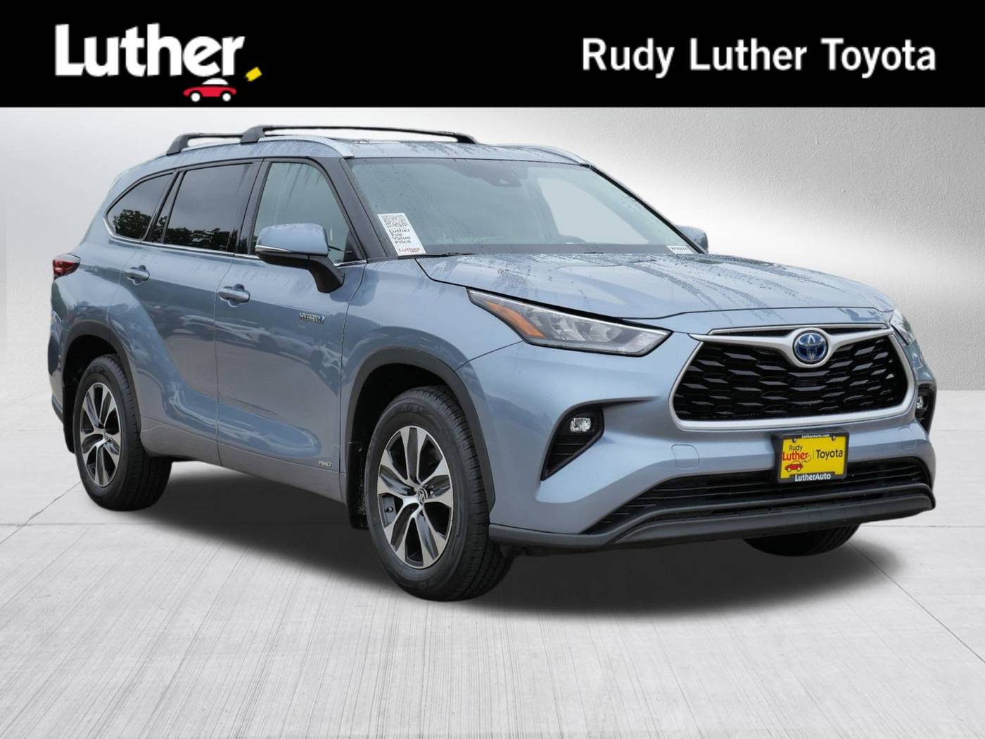 2020 Toyota Highlander Hybrid XLE — SUV — 105,703 mi — Golden Valley, MN