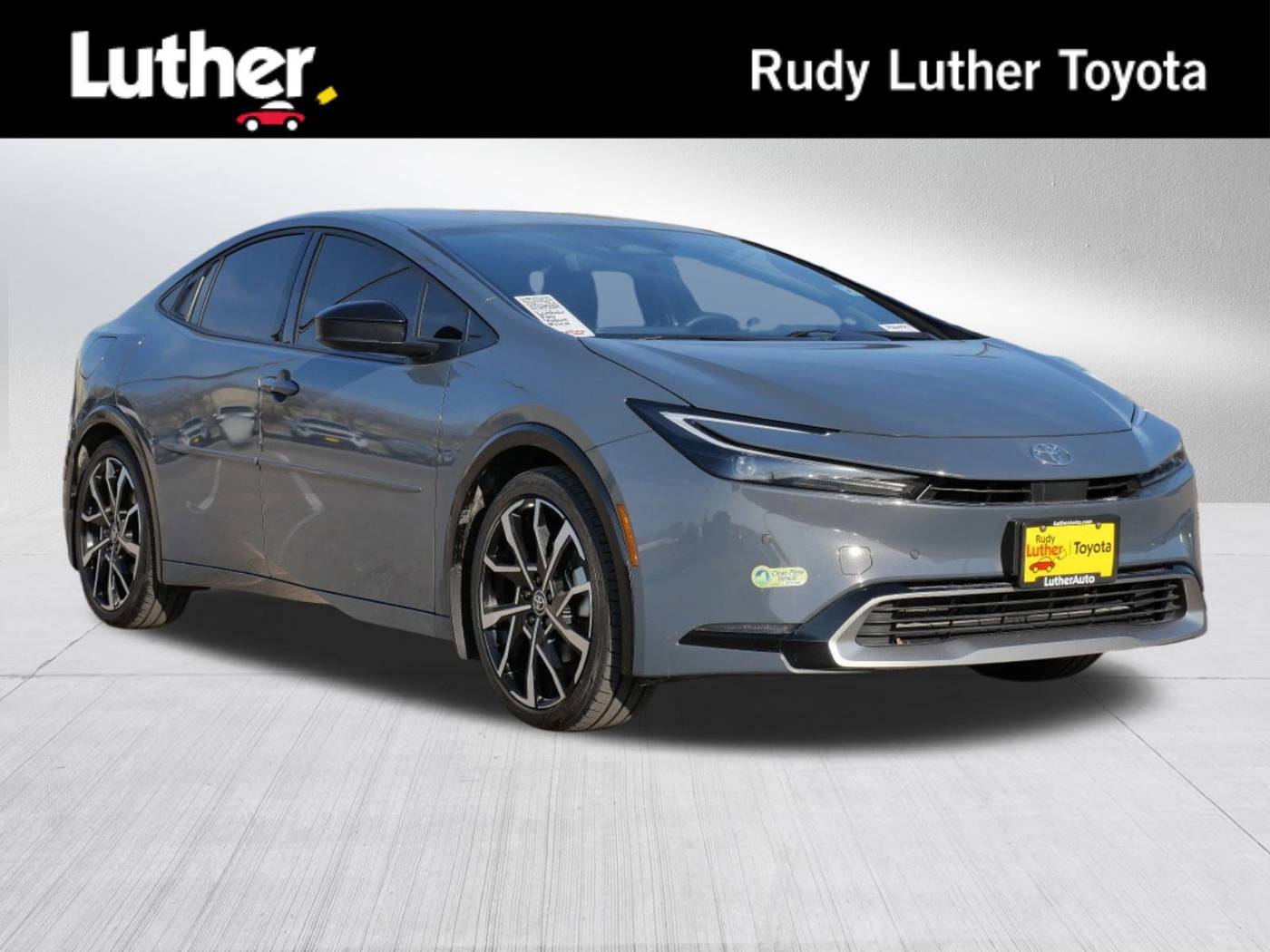2024 Toyota Prius Prime XSE — Hatchback — 14,031 mi — Golden Valley, MN