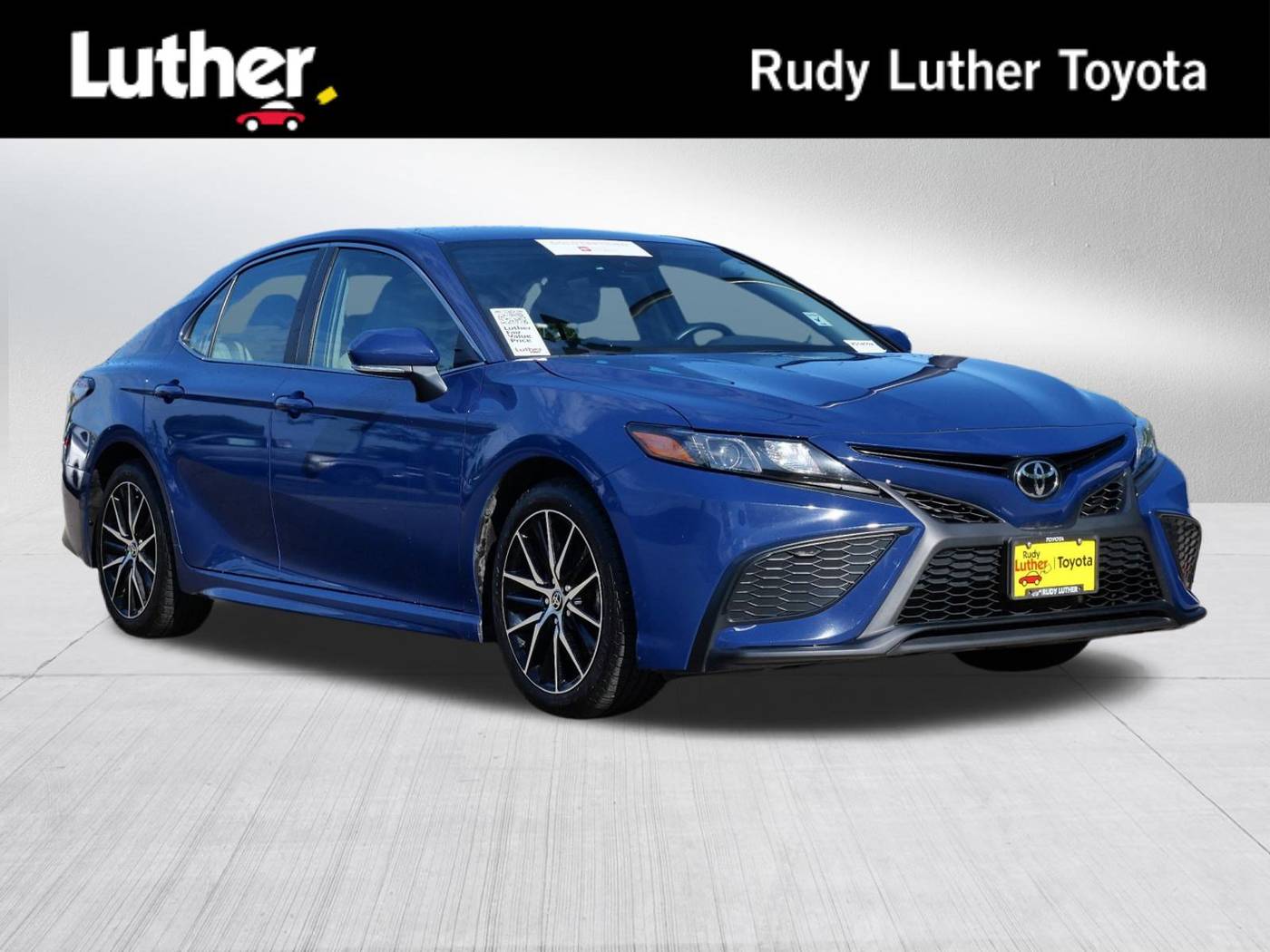 2023 Toyota Camry SE — Sedan — 42,554 mi — Golden Valley, MN