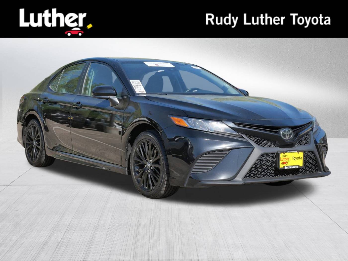 2019 Toyota Camry SE — Sedan — 107,873 mi — Golden Valley, MN