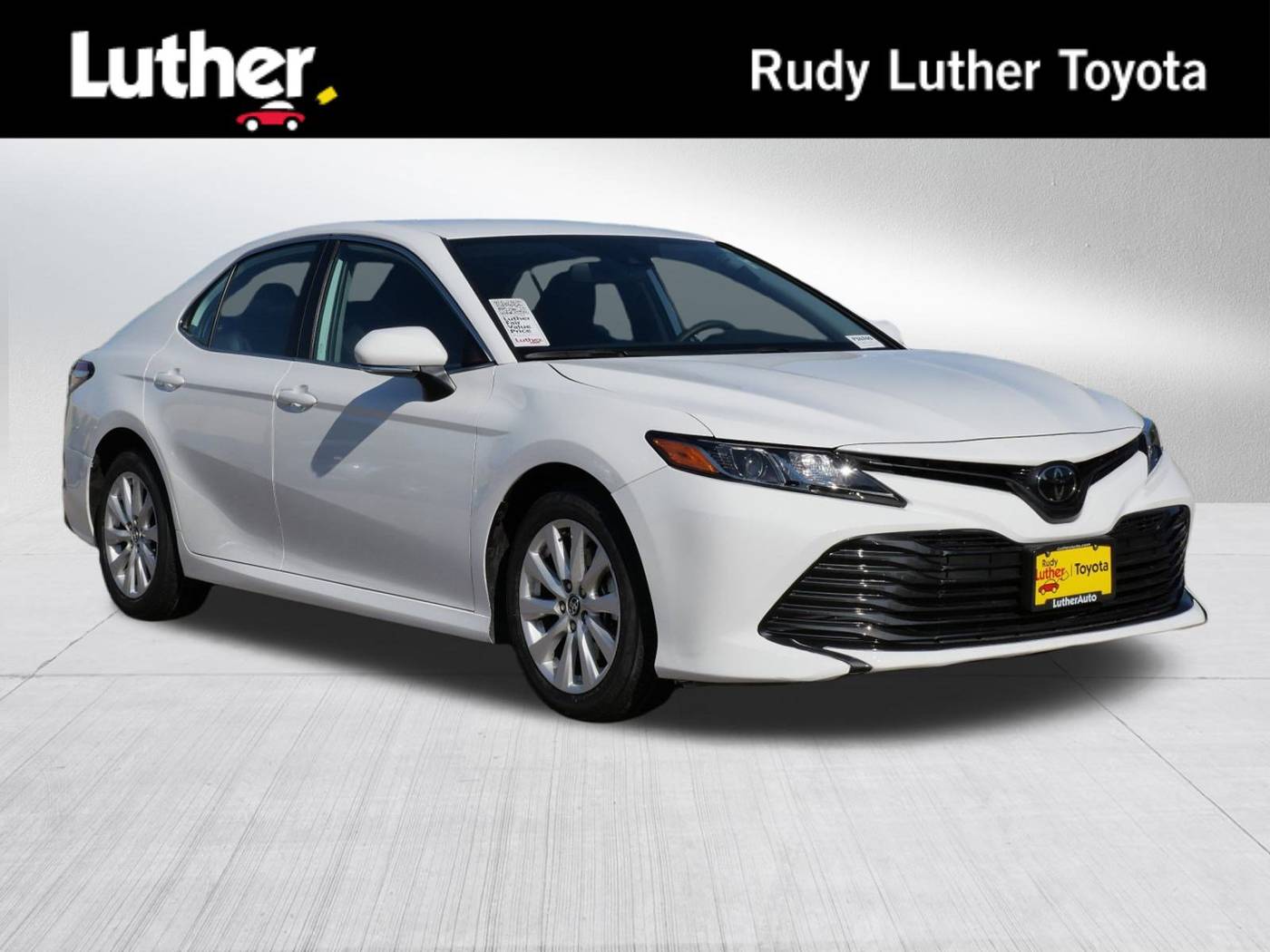 2020 Toyota Camry LE — Sedan — 10,481 mi — Golden Valley, MN