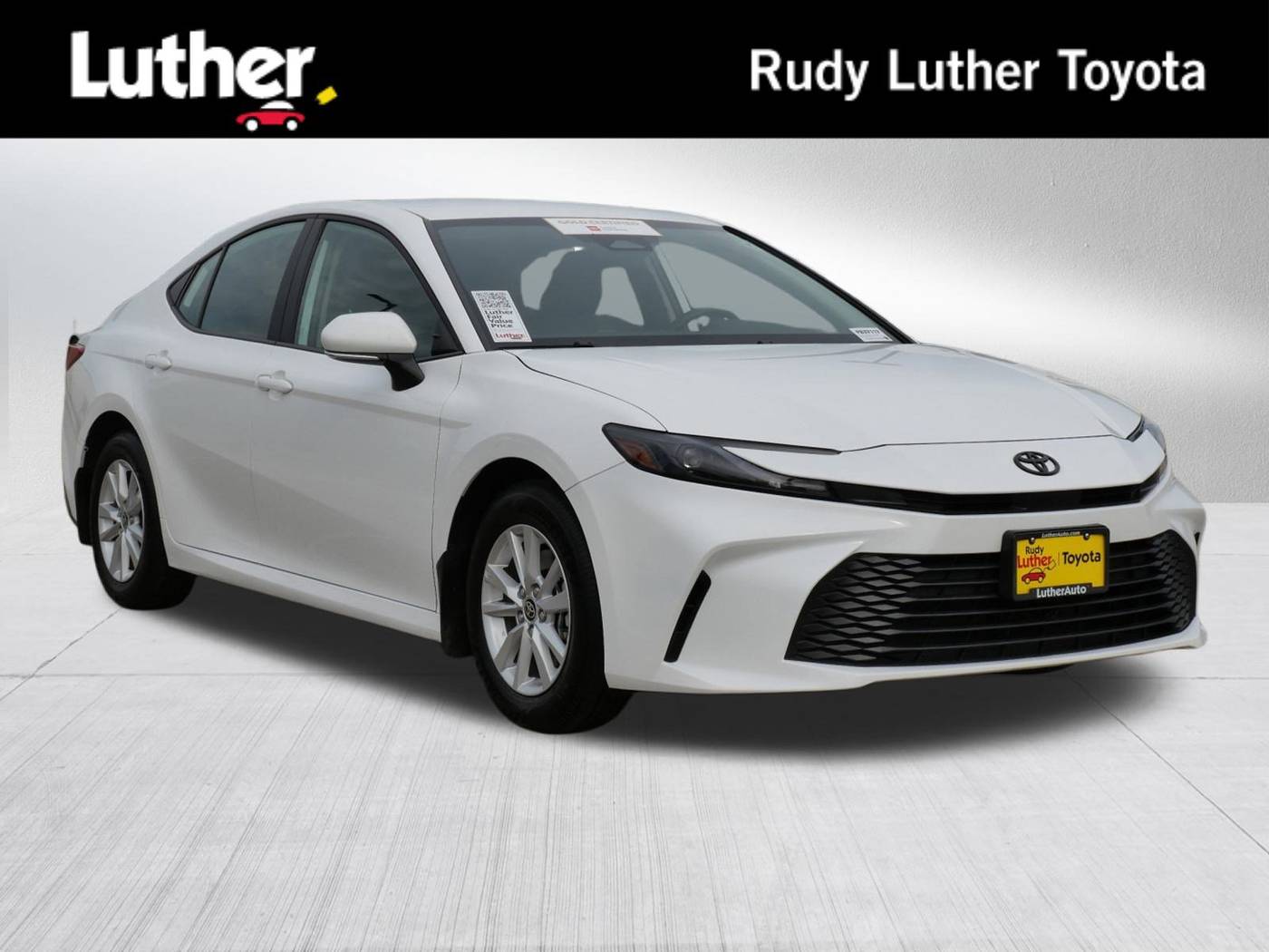 2025 Toyota Camry Hybrid LE — Sedan — 21,012 mi — Golden Valley, MN