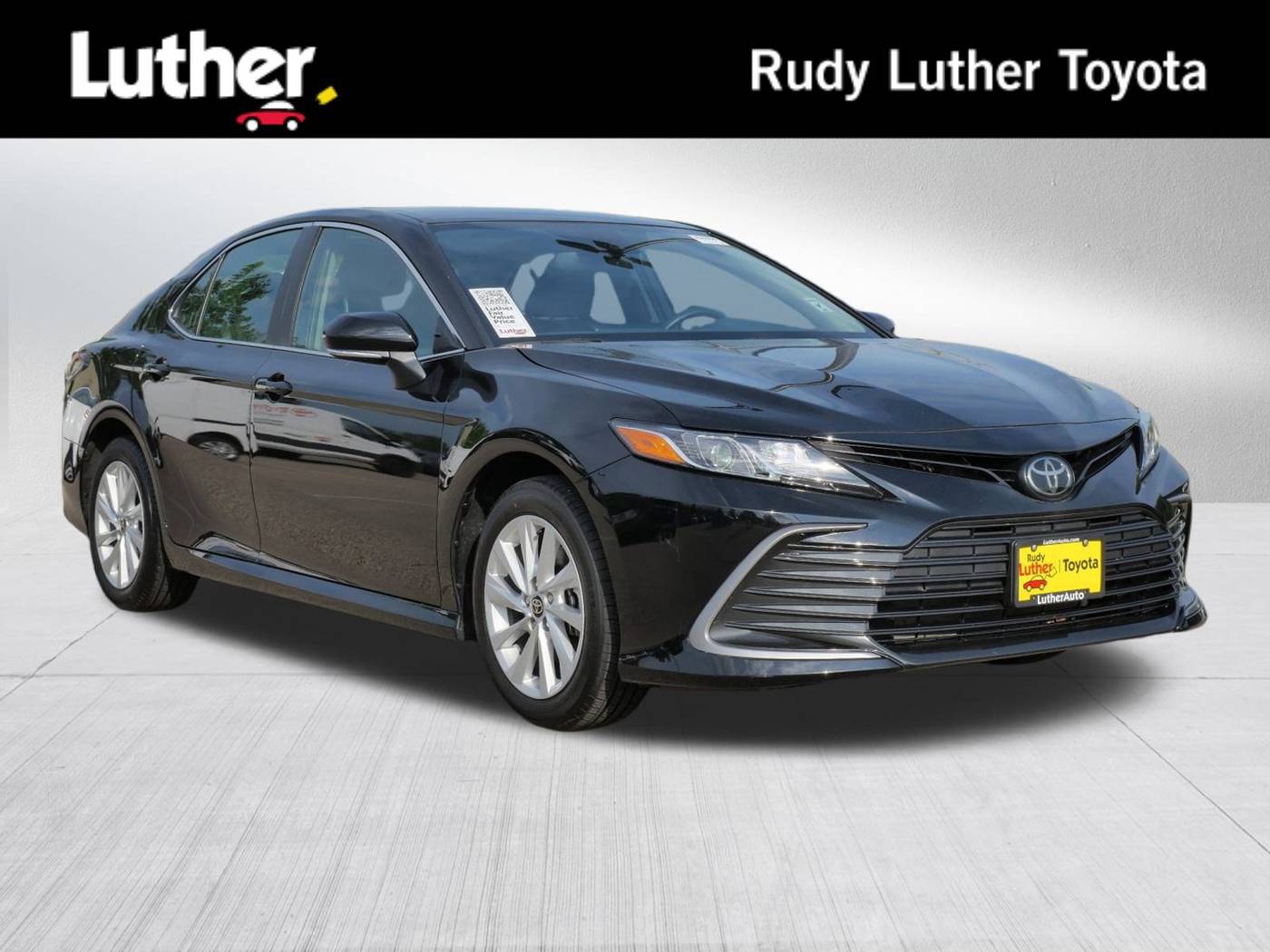 2024 Toyota Camry LE — Sedan — 9,835 mi — Golden Valley, MN