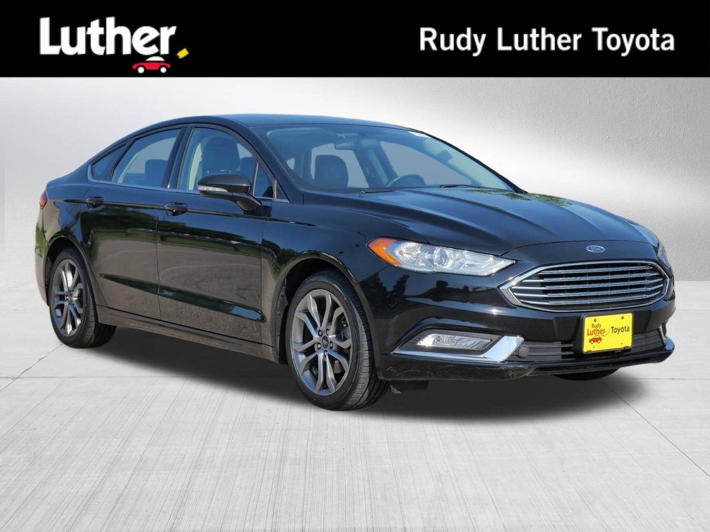 2017 Ford Fusion SE — Sedan — 91,093 mi — Golden Valley, MN