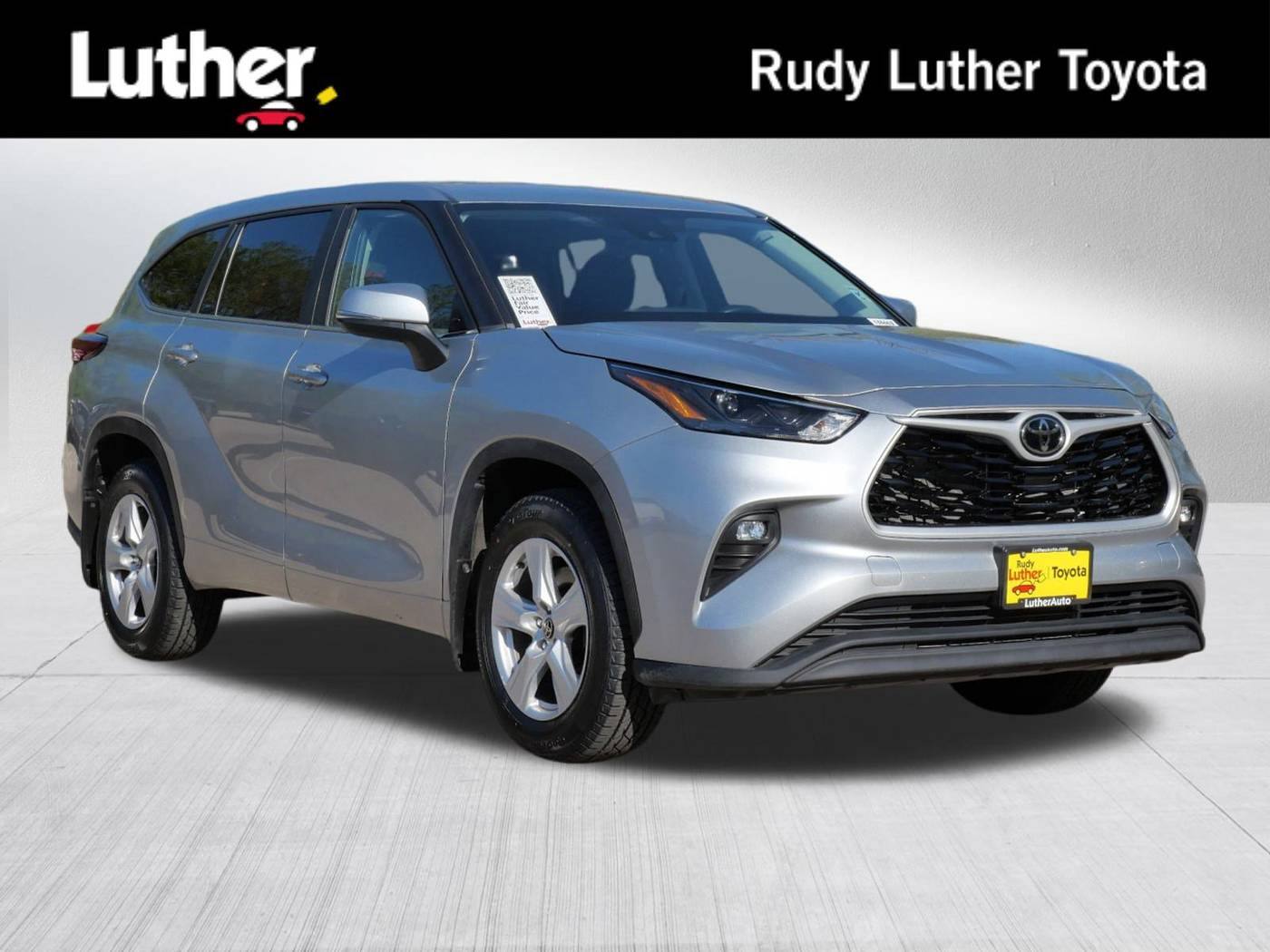 2023 Toyota Highlander LE — SUV — 40,848 mi — Golden Valley, MN