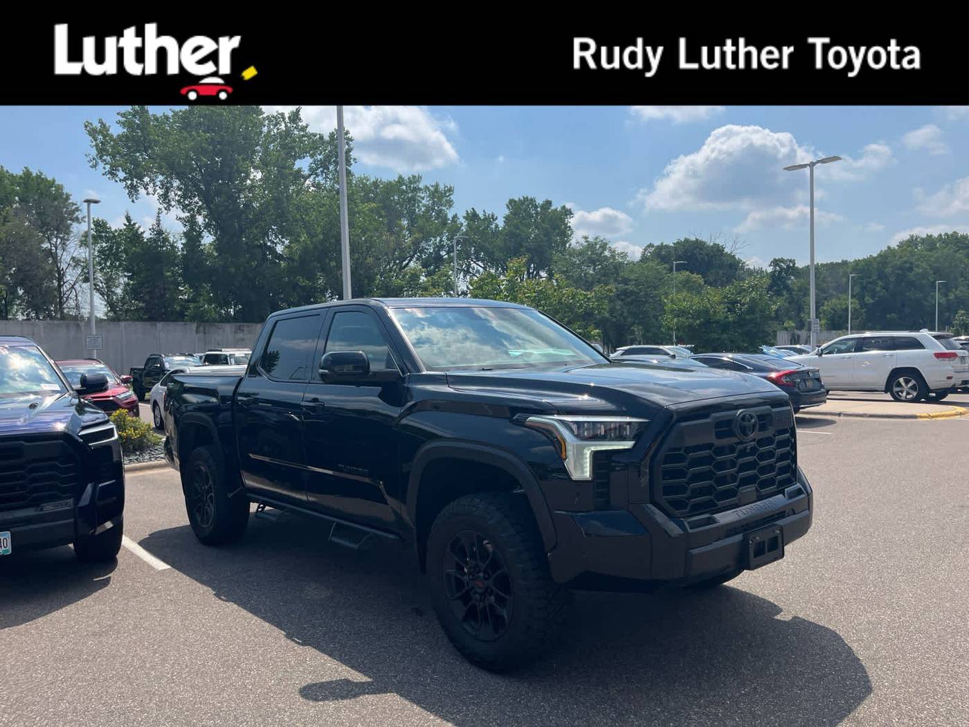 2025 Toyota Tundra Limited — Pickup Truck — 453 mi — Golden Valley, MN