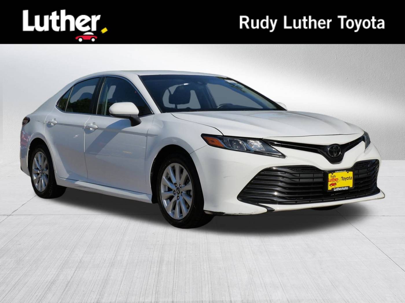 2018 Toyota Camry LE — Sedan — 115,592 mi — Golden Valley, MN