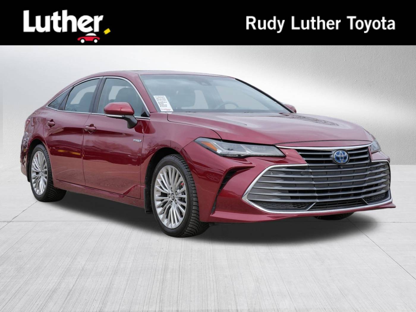 2020 Toyota Avalon Hybrid Limited — Sedan — 54,615 mi — Golden Valley, MN