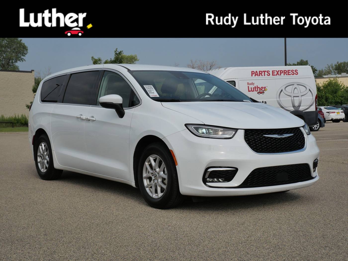 2023 Chrysler Pacifica Touring L — Minivan — 79,343 mi — Golden Valley, MN
