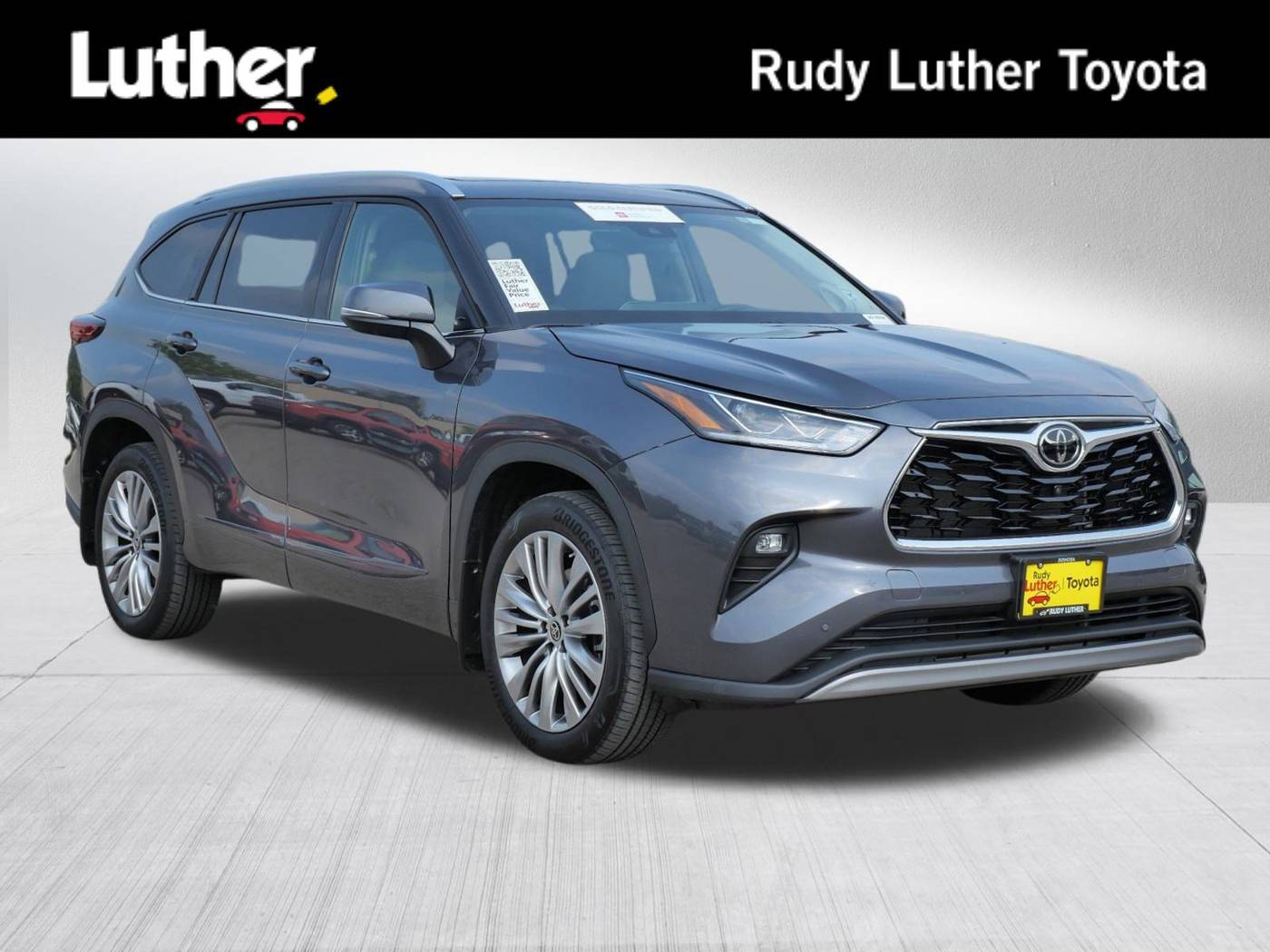 2022 Toyota Highlander Platinum — SUV — 20,983 mi — Golden Valley, MN