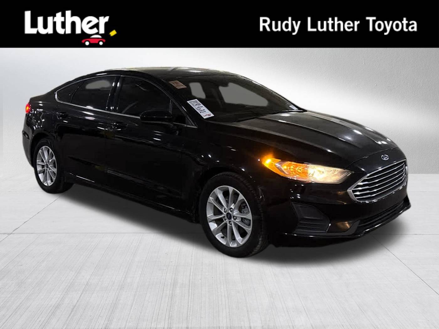 2019 Ford Fusion SE — Sedan — 73,517 mi — Golden Valley, MN