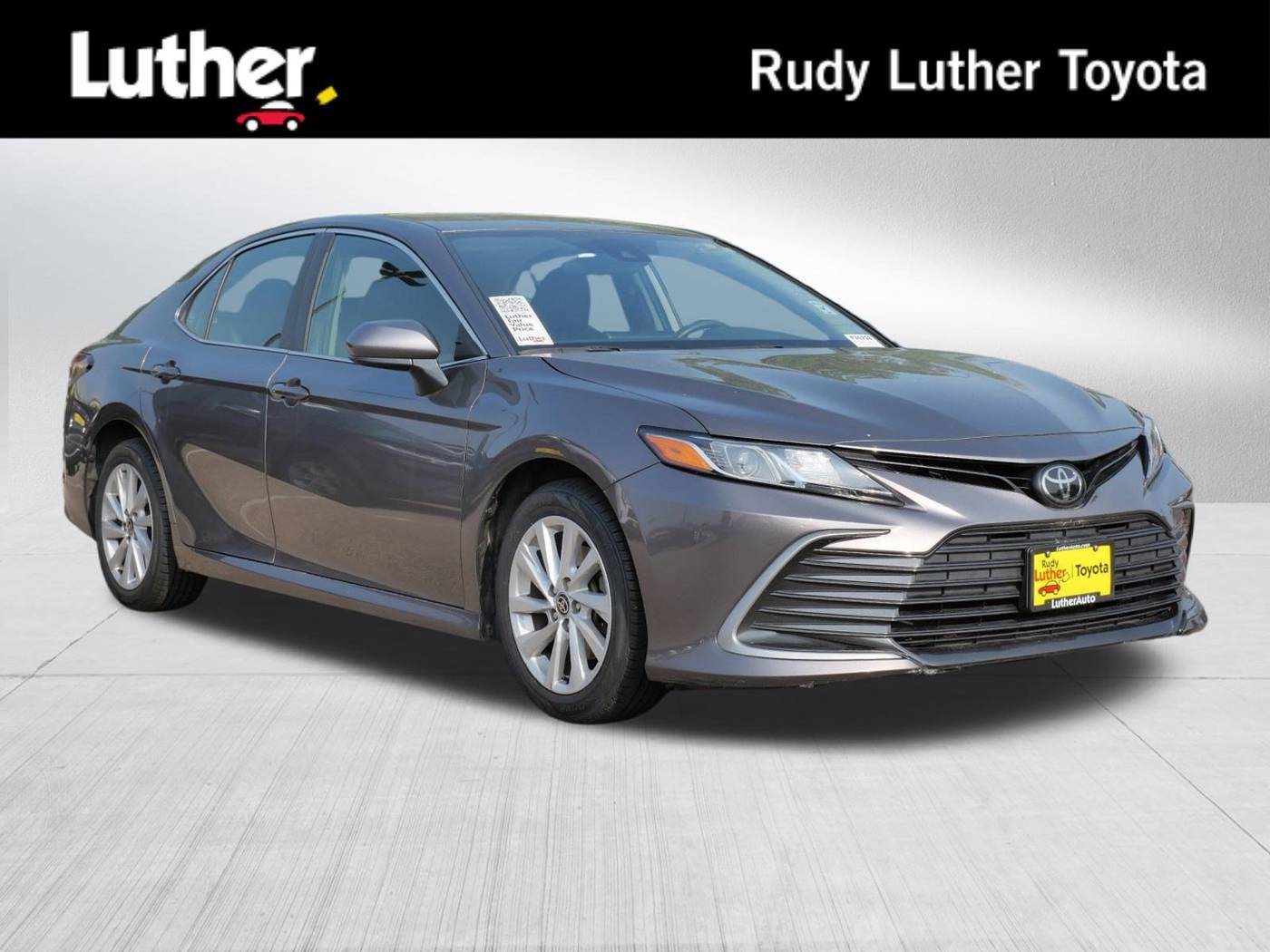 2022 Toyota Camry LE — Sedan — 58,522 mi — Golden Valley, MN