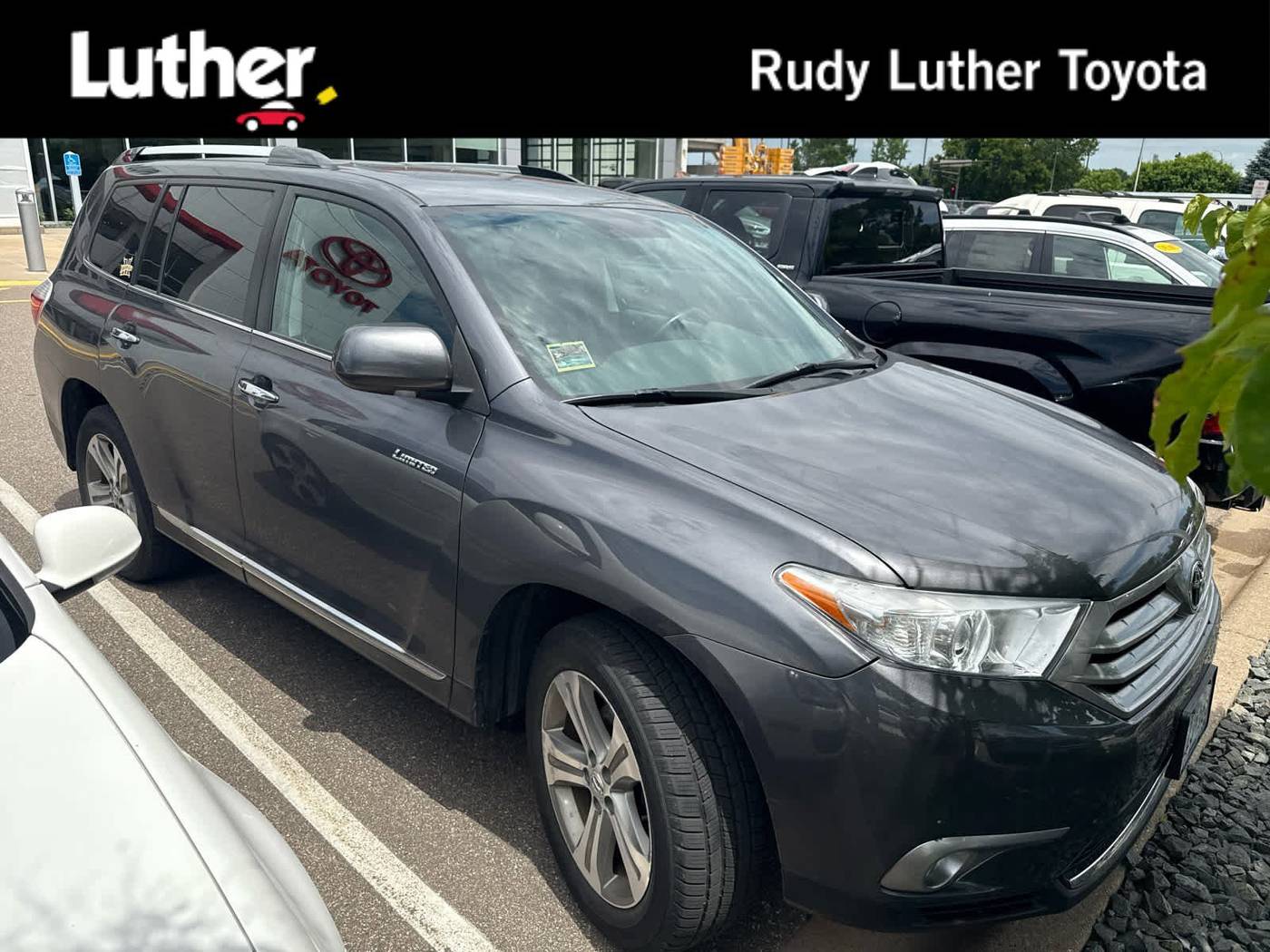 2011 Toyota Highlander Limited — SUV — 119,135 mi — Golden Valley, MN
