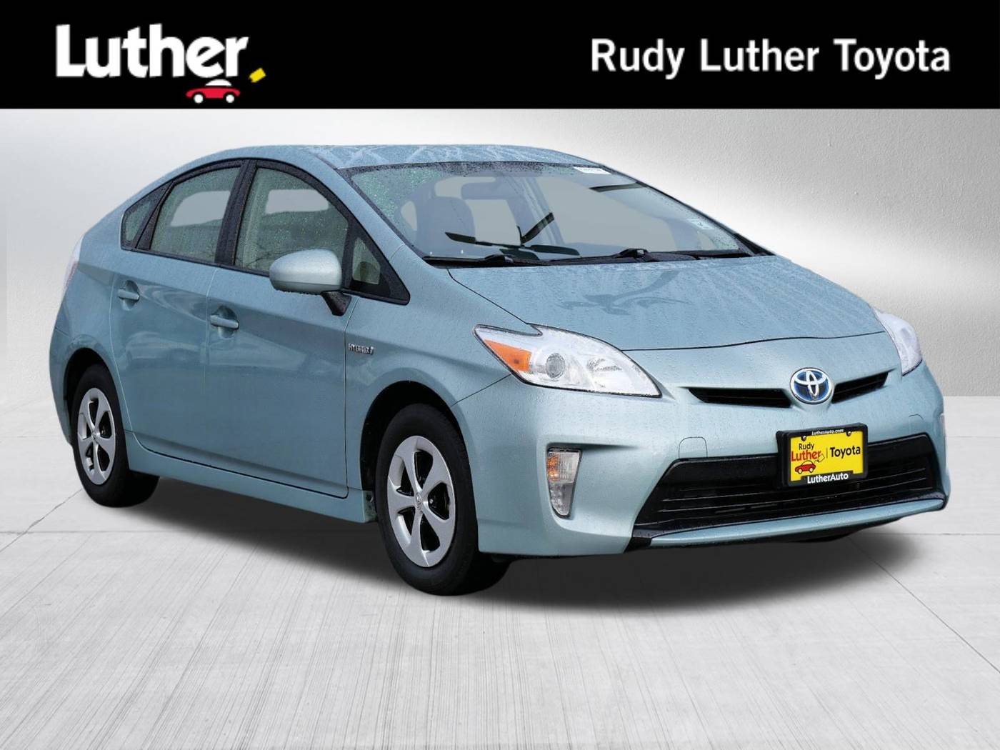 2013 Toyota Prius Three — Sedan — 151,557 mi — Golden Valley, MN