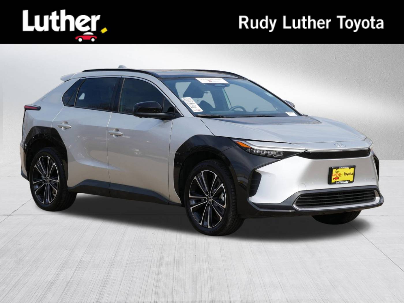 2024 Toyota bZ4X Limited — SUV — 4,693 mi — Golden Valley, MN