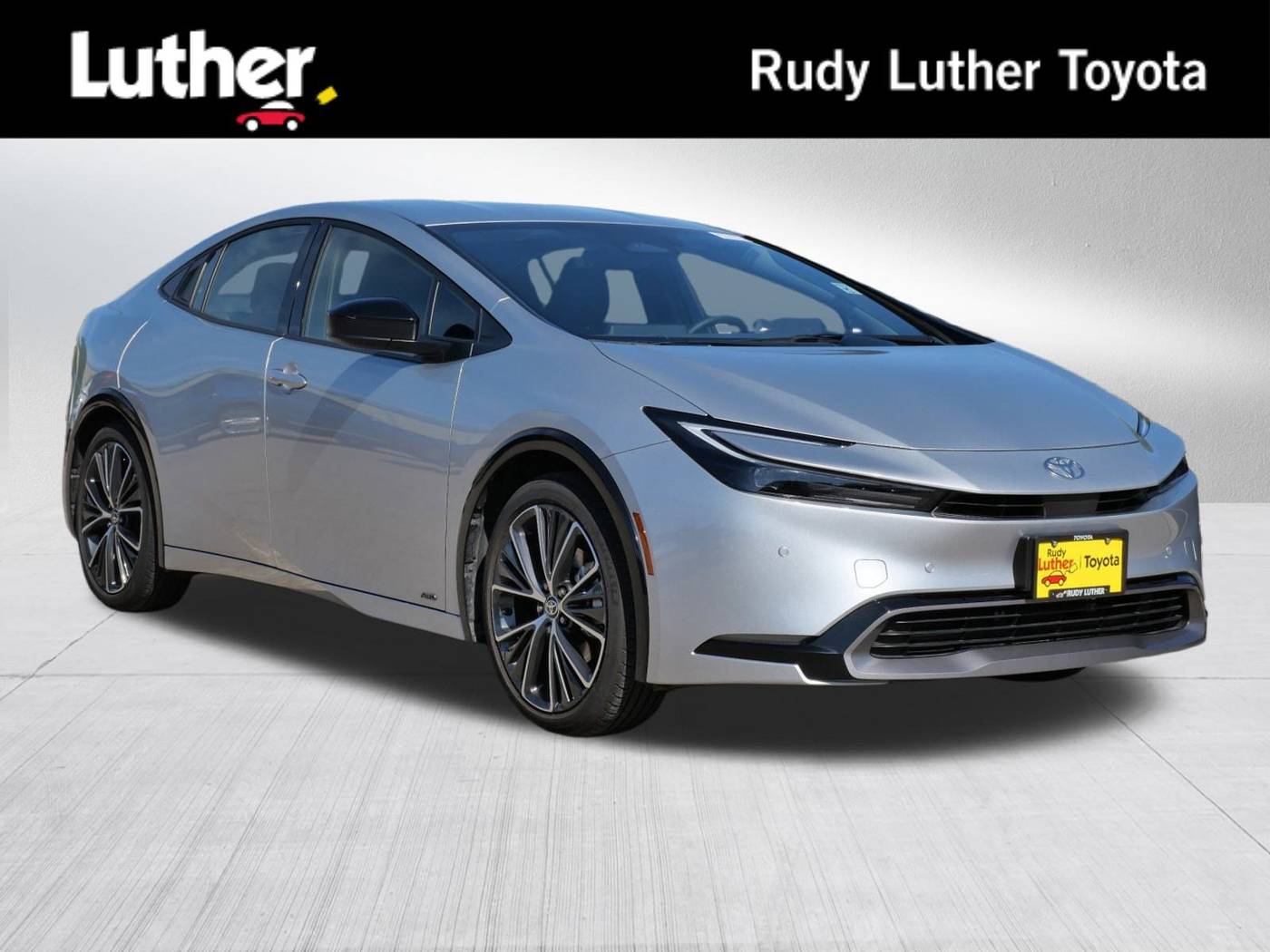 2023 Toyota Prius XLE — Hatchback — 6,285 mi — Golden Valley, MN