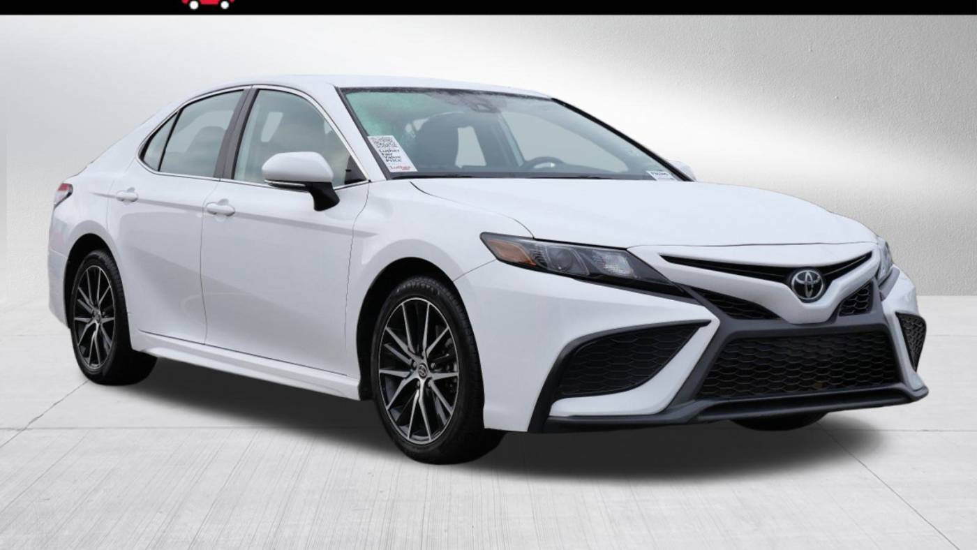 2023 Toyota Camry SE — Sedan — 63,250 mi — Golden Valley, MN