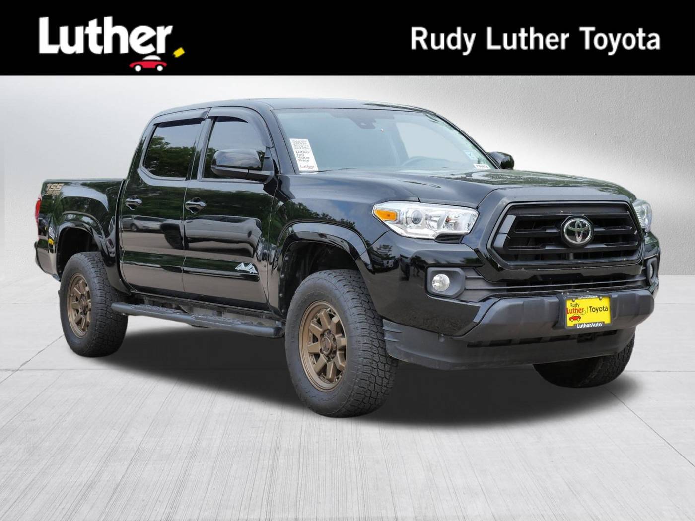 2023 Toyota Tacoma SR5 — Pickup Truck — 33,299 mi — Golden Valley, MN