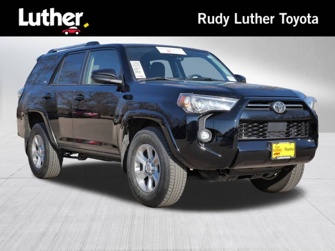 2021 Toyota 4Runner SR5 — SUV — 27,270 mi — Golden Valley, MN