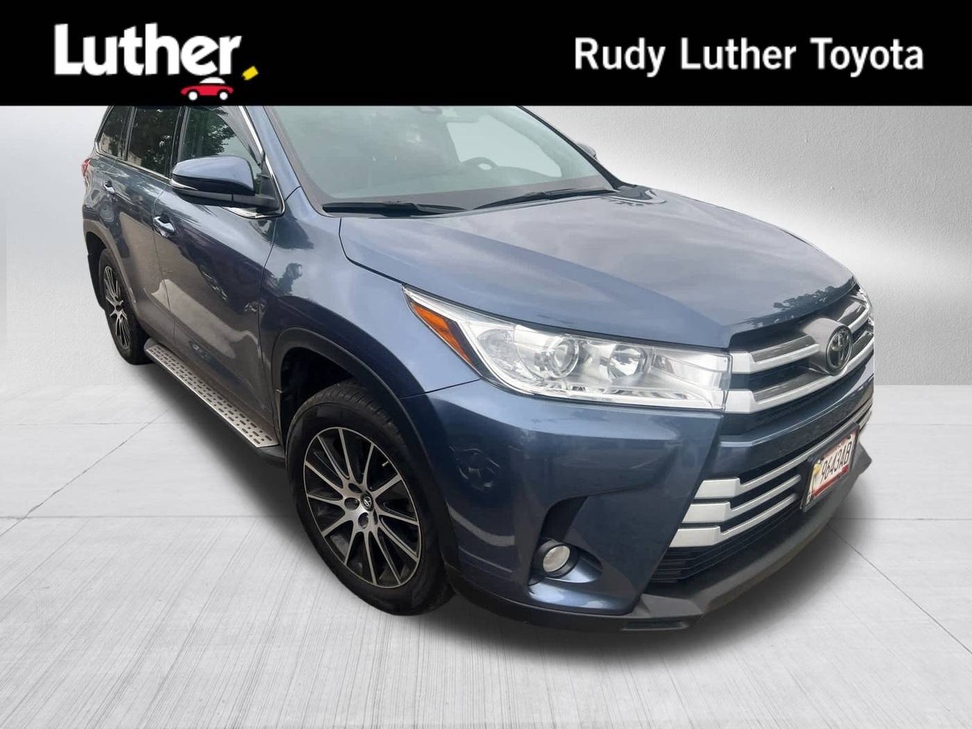 2019 Toyota Highlander XLE — SUV — 40,120 mi — Golden Valley, MN