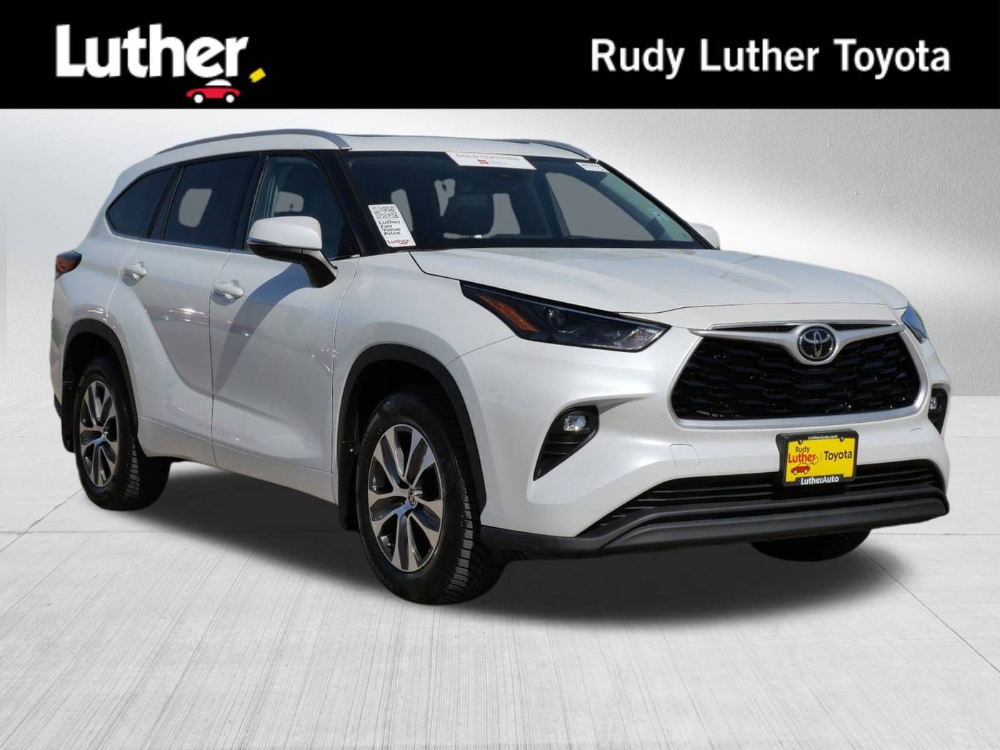 2022 Toyota Highlander XLE — SUV — 44,154 mi — Golden Valley, MN