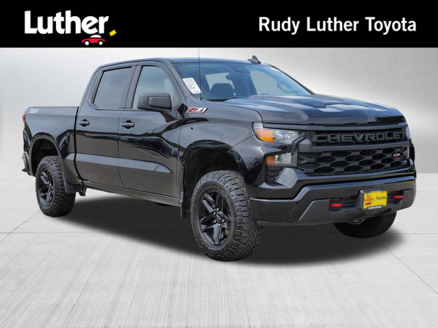 2022 Chevrolet Silverado 1500 Custom Trail Boss — Pickup Truck — 29,920 mi — Golden Valley, MN