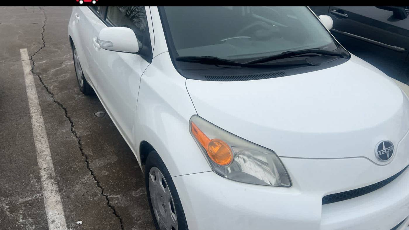 2014 Scion xD Base — Hatchback — 101,778 mi — Golden Valley, MN