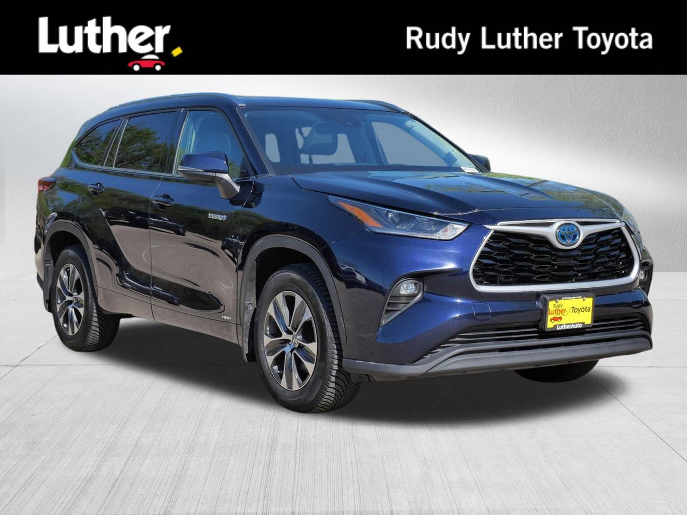 2021 Toyota Highlander Hybrid XLE — SUV — 84,542 mi — Golden Valley, MN
