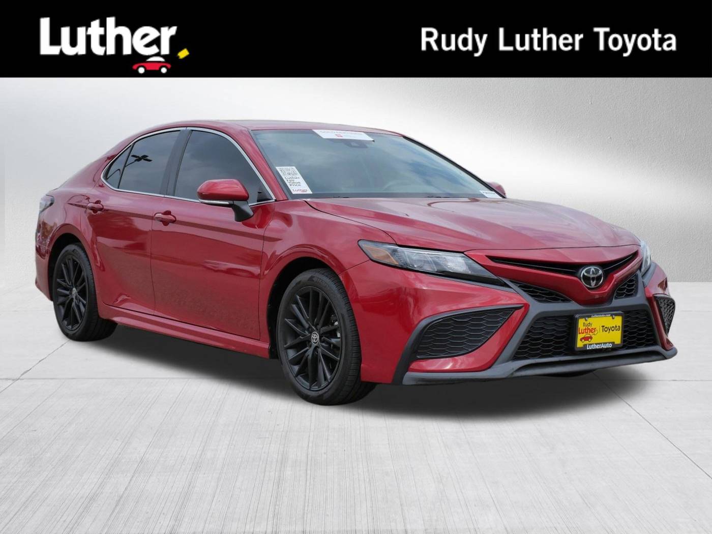 2023 Toyota Camry SE — Sedan — 26,763 mi — Golden Valley, MN