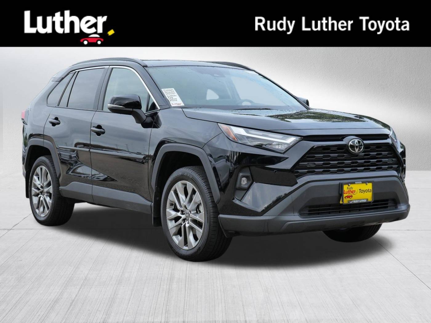 2023 Toyota RAV4 XLE Premium — SUV — 29,589 mi — Golden Valley, MN