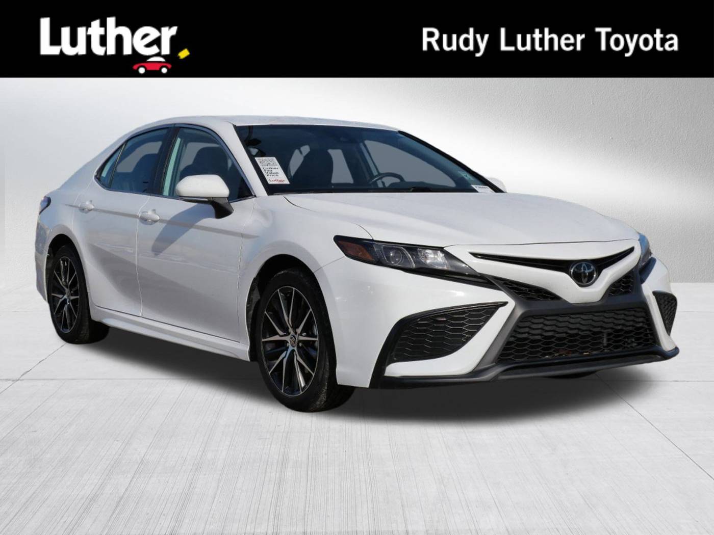 2023 Toyota Camry SE — Sedan — 59,604 mi — Golden Valley, MN