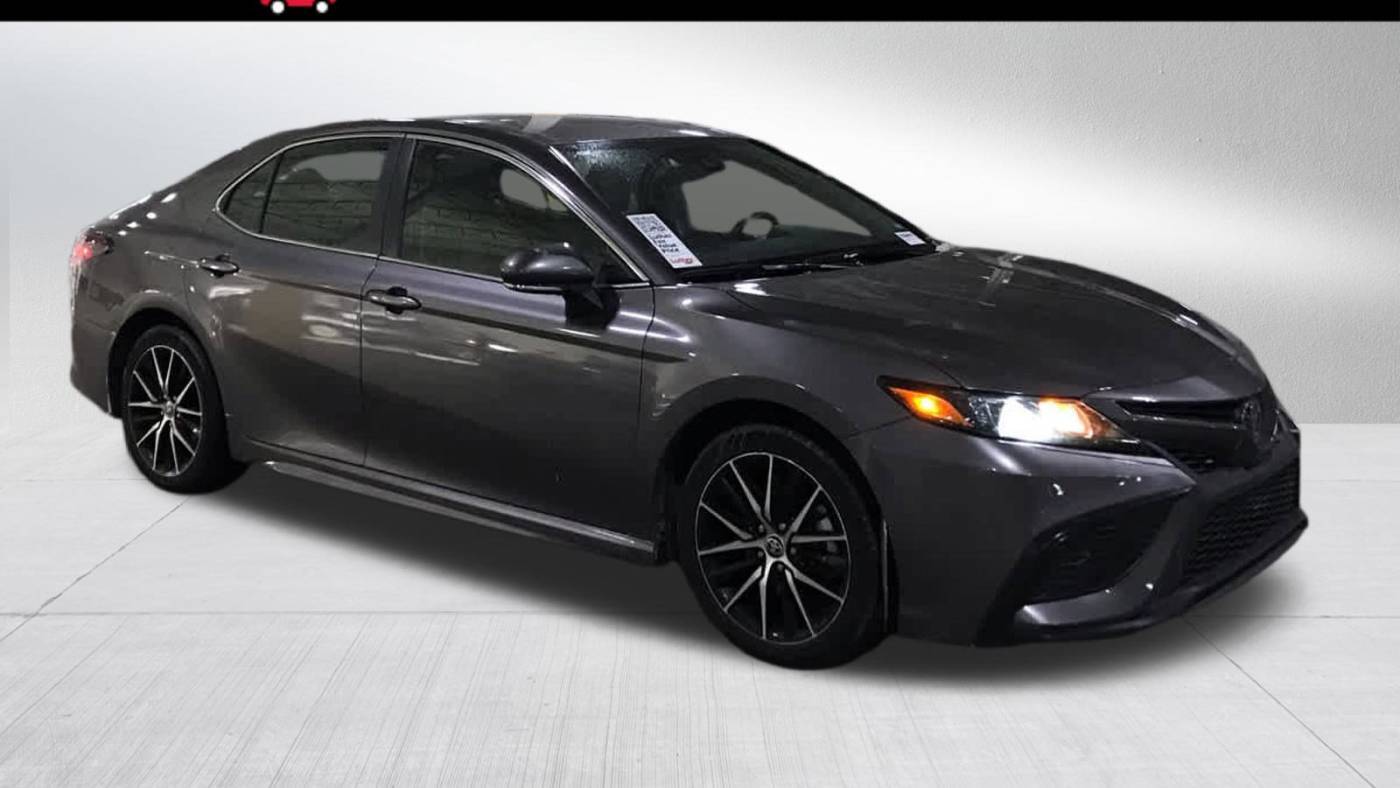2023 Toyota Camry SE — Sedan — 59,850 mi — Golden Valley, MN