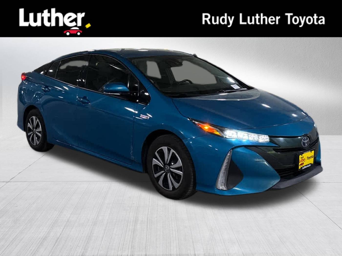 2017 Toyota Prius Prime Premium — Hatchback — 52,837 mi — Golden Valley, MN